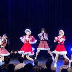 【写真特集】Peel the Apple（ぴるあぽ）、「うる祭」でサンタクロース衣装披露！冬から夏へ青春を駆け抜ける！！＜うるトラすフェスタ〜クリスマスSP〜＞