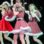 【写真特集】Peel the Apple（ぴるあぽ）、「うる祭」でサンタクロース衣装披露！冬から夏へ青春を駆け抜ける！！＜うるトラすフェスタ〜クリスマスSP〜＞