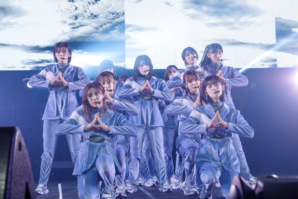 【ライブレポート】櫻坂46、2022年ラストステージをCDJで飾る！「みなさんの応援がいっぱい伝わってきて、めっちゃ楽しい」＜COUNTDOWN JAPAN 22/23＞
