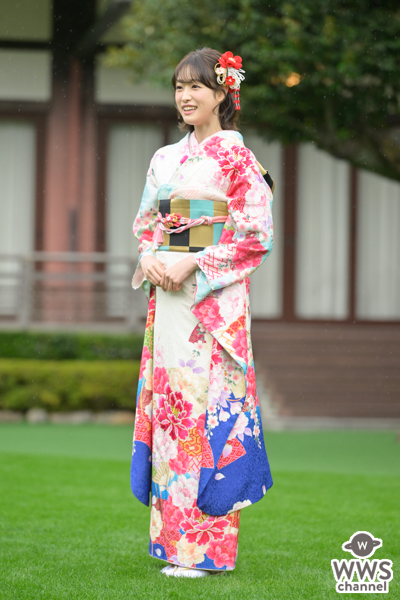 高橋ひかる、コスプレと言われても制服は「できる限り長く」＜オスカー晴れ着撮影会＞