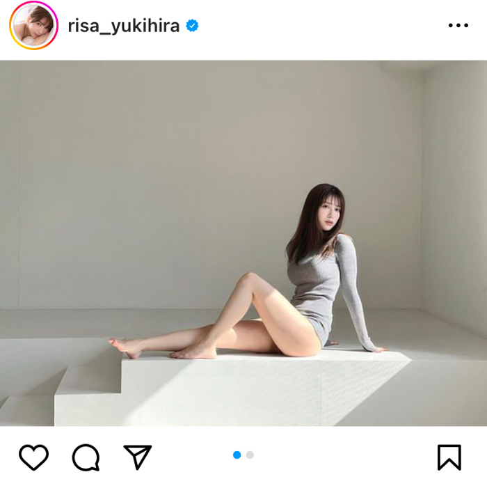 雪平莉左、ぴったりニットで美脚解放!「歴史に残る美人」との声も