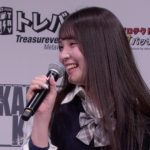 TikTokで話題の「ゆいまる！」が家庭用本格カラオケ機器の記者会見で『あの名曲』を熱唱！