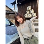 SILENT SIREN・山内あいな、胸チラのトップスを着た酒造コーデを披露