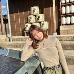 SILENT SIREN・山内あいな、胸チラのトップスを着た酒造コーデを披露