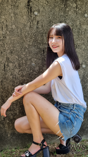 【沖縄美女】蒲山花礼さん、カジュアルなファッションから美脚アピール！ 「本土とは違う景色も全て楽しめます！何事も自分次第。」＜ミスユニバーシティ2021準グランプリ＞