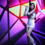 LIMELIGHT(라임라잇)、美脚際立つミニ丈白衣装でプレデビューパフォーマンス！＜2022 Mnet Japan Fan’s Choice Awards＞