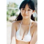 少女歌劇団ミモザーヌ・ちばひなの、週プレで初グラビアに挑戦！初々しい白ビキニを披露＜週刊プレイボーイ＞