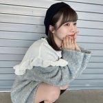 SKE48・青木詩織、ベレー帽×ロングブーツのおしゃれコーデで太ももチラリ！「か、か、かわいい」「ドキドキしました」と反響も