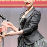 【写真特集】大地真央、豪華なドレス姿を表彰式で披露！自身にとって宝石は「気持ちを豊かにしてくれるもの」＜第34回日本ジュエリーベストドレッサー賞＞