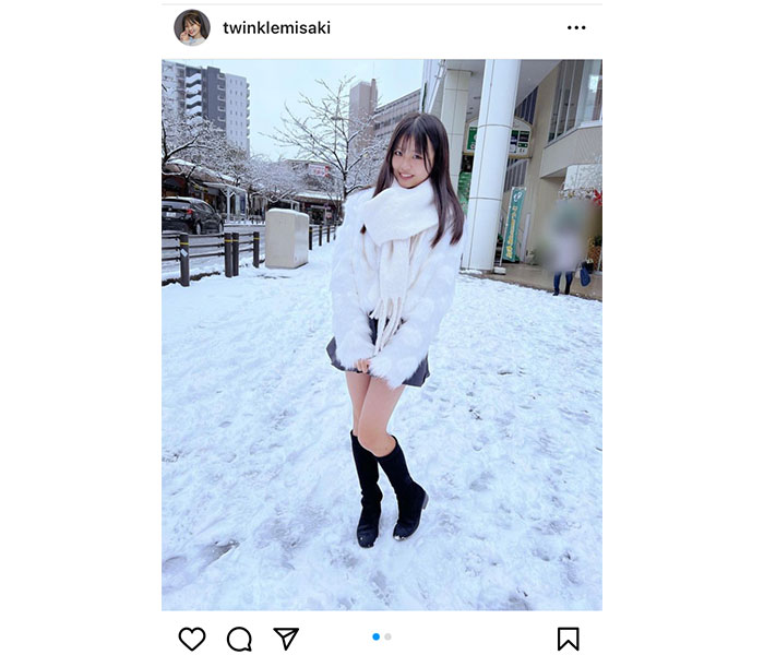 「日本一かわいい高校一年生」杉井美咲、雪景色に映えるミニスカコーデを披露！