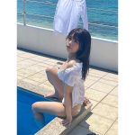 楠偉音、濡れシャツショットでセクシーボディ披露！