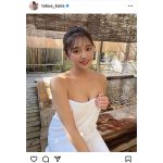 徳江かな、バスタオル姿で美谷間チラ見せ