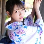 植村梓、浴衣姿やメイド服で魅惑のスタイル初披露！