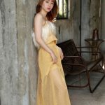 山本舞香、ドレスコーデで魅せる透明肌にファンうっとり！