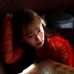 山本舞香、ドレスコーデで魅せる透明肌にファンうっとり！