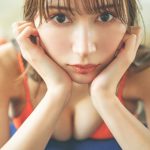 雪平莉左、主観目線で楽しめる「エモカワ」写真集が配信中