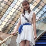 【写真特集】慶應義塾大学・堤萌さん、白のクールなミニ丈衣装で美を追求！「ダンスが好きでK-POPコピーダンスサークルに所属しています」
