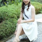 【写真特集】慶應義塾大学・堤萌さん、白のクールなミニ丈衣装で美を追求！「ダンスが好きでK-POPコピーダンスサークルに所属しています」
