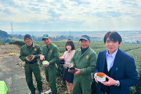 静岡×静岡！アイドルグループ・fishbowlとスティック茶『ちゃばこ』のコラボが実現！