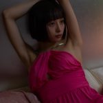 『エルビス』出演の華村あすか、最新写真集で大胆露出