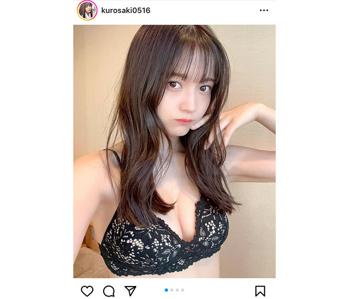 黒嵜菜々子（Peel the Apple）、大人セクシーな黒ランジェリーで魅力開花！