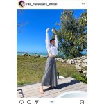 元櫻坂46・松平璃子、ヘルシーお腹見せの背伸びショットに歓喜の声