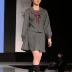 【写真特集】中島瑠菜さん、「制服アワード」でグレーのセーラー服を着こなしにっこりスマイル＜第10回日本制服アワード＞