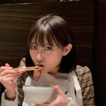HKT48・田中美久、笑顔いっぱいの焼肉ショットにファン歓喜！