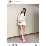 雪平莉左、美脚がまぶしい純白ミニスカコーデに歓喜の声！