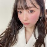 つばきファクトリー・山岸理子、「大人の色気がすごい！」と話題のタイトワンピから美脚披露！