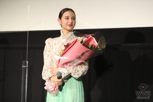 女優・嵐莉菜、『マイスモールランド』凱旋上映記念舞台挨拶に登場！「このお芝居を通して学んだことが大きかった」