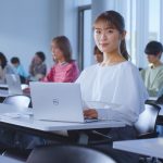 NMB48・渋谷凪咲、桜舞う中はつらつ笑顔！ノートPC「DELL XPS」のキャンペーンアンバサダーに就任