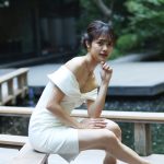 【写真特集】難波遥さん、美脚際立つ白ワンピースで登場！ 2020ミスユニバーシティ参加当時を振り返る「周りが見えなくなるほど全力だった」