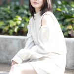 【動画】坂巻有紗(アリッサ)が美脚アピールのミニスカコーデで2023年の展望を語る！「夢中になってることは大食い(笑)」