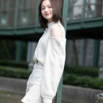 【動画】坂巻有紗(アリッサ)が美脚アピールのミニスカコーデで2023年の展望を語る！「夢中になってることは大食い(笑)」