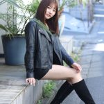 夢実あすか(MyDearDarlin’)、クールなブラックコーデで美脚アピール！「オフの日は岩盤浴に行くか映画鑑賞をしてます。」＜写真特集第2弾＞