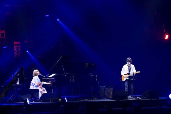 矢野顕子、グランドピアノの音色を弾ませる至福のサウンドを届ける＜LIVE the SPEEDSTAR＞