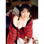 「ミスマガジン2022」咲田ゆな、幼なじみ感たっぷりな親近感グラビア披露