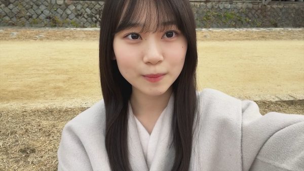 櫻坂46・三期生から山下瞳月の紹介動画が公開