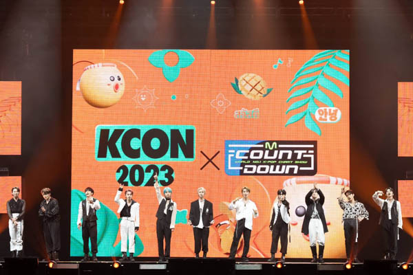 JO1「KCON タイ」にて海外初ステージ＆新曲「Tiger」初披露