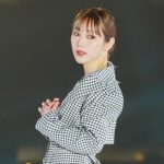古川優香、「関コレで」美しすぎる鎖骨をチラッ！＜KANSAI COLLECTION 2023 S/S＞