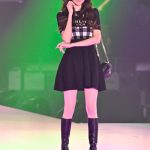 【写真特集】北新地No.1キャバ嬢・HIMEKA、「関コレ」でミニスカ美脚コーデを披露し釘付け！＜KANSAI COLLECTION 2023 S/S＞