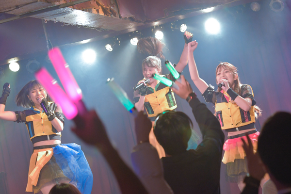 【ライブレポート】ロック系アイドル「MOON RABBiTS」が始動！ワンマンライブを初開催