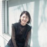 若月佑美、誕生日に初のフォトエッセイ発売！撮り下ろしアザーカットも公開