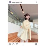 NGT48・本間日陽、カラーシャツで春コーデを披露！真っ白な美脚をチラ見せ