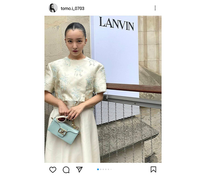 板野友美、高級ブランド「LANVIN」のショーに参加「めっちゃ綺麗」「オーラがすごい」ファン絶賛