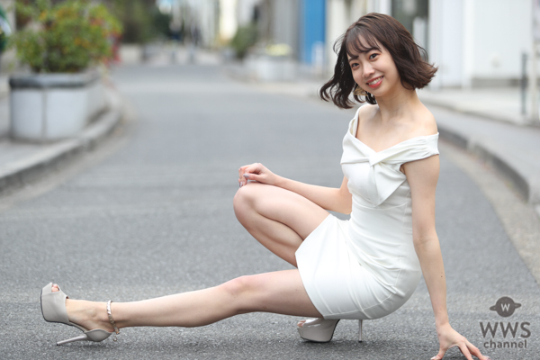 【写真特集】群馬美女・長沼麻陽さん、白のミニ丈ワンピースから美脚アピール！ ＜ミスユニバーシティ2022グランプリ＞