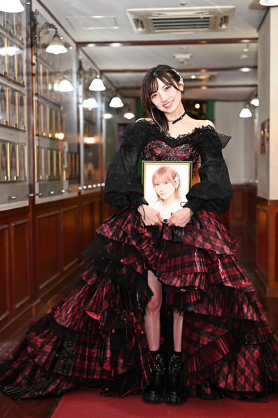 【ライブレポート】AKB48・岡田奈々「アイドル人生に悔いはありません！」たくさんの愛に溢れた感動の卒業公演！ 小嶋真子・西野未姫ら14期生も全員集結！