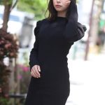 【動画】女優・宮崎あみさがクールな黒ワンピで美脚アピール！ファッションのこだわり、4/30近代麻雀水着祭ゲストMC出演への意気込み語る！