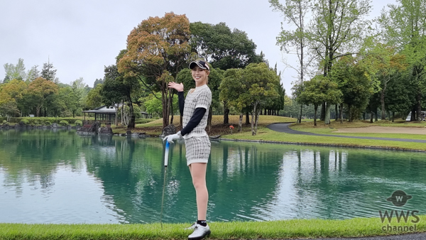 【写真特集】モデル・ゴルフYouTuber、新井美穂を筆頭に若手女子会員がミニスカゴルフウェアで奮闘！